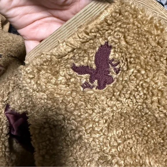 American Eagle Outfitters Tan Corduroy Jacket - Picture 4 of 10